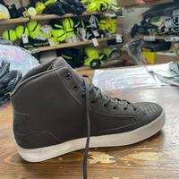 Scarpa Eleveit pelle N.44