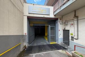 Alpi-Lazio. Via Aquileia box 37 mq