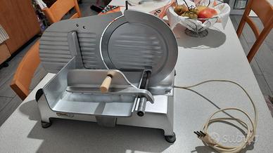 affettatrice elettrica 