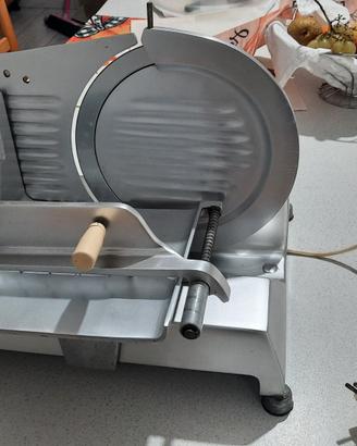 affettatrice elettrica 