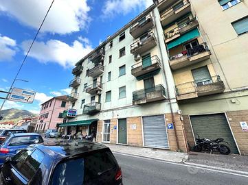 3 LOCALI A GENOVA