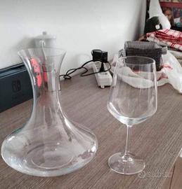 Decantatore con 6 bicchieri per vino 