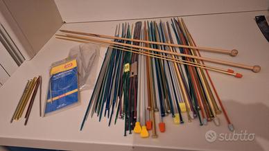 Ferri da maglia e uncinetti - porta ferri