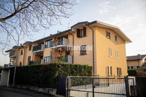 Del 2005 ultimo piano con Terrazzino, cantina, Box