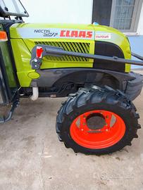 Claas frutteto NECTIS 257 F 90 CV 220 h REALI