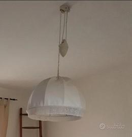 Coppia di lampadari a sospensione vintage