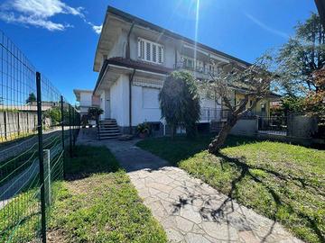 Appartamento di 220 m² con 4 locali a Dairago