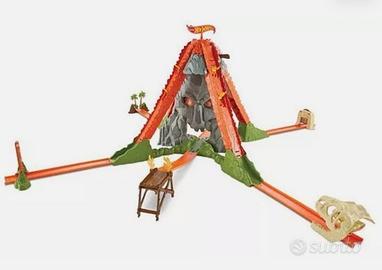 Pista vulcano hot wheels
