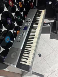 Tastiera Yamaha DGX-530 a 88 tasti