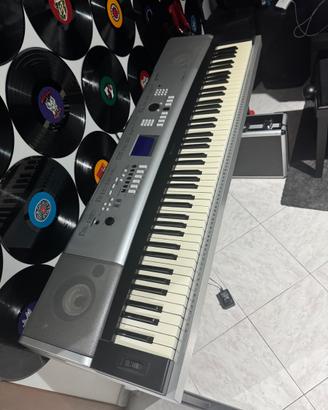 Tastiera Yamaha DGX-530 a 88 tasti