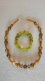 Collana di cristalli e pietre verdi con bracciale