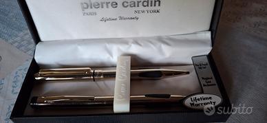 n.2 penne di cui una Pierre cardin 