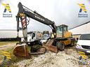 escavatore-volvo-ew160
