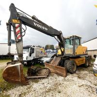 ESCAVATORE VOLVO EW160
