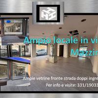 Splendido locale fronte strada via mazzini