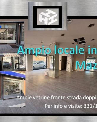 Splendido locale fronte strada via mazzini
