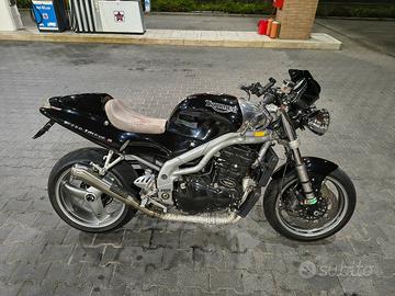 Triumph Speed Triple 955