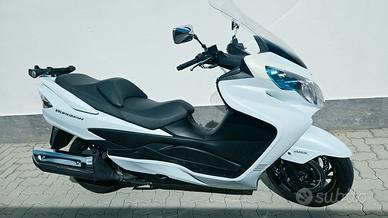 Suzuki AN Burgman 400 ABS