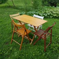 TAVOLO E SEDIE PIEGHEVOLI 