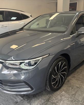 Volkswagen Golf 8 2.0 TDI 116 Cv Style