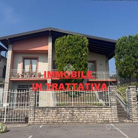 VILLA SINGOLA A CALCINATO
