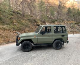 Toyota Land Cruiser LJ70 2LT