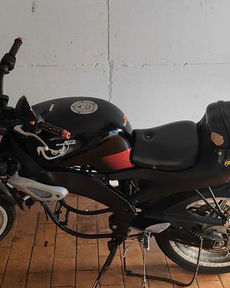 Telaio targato Aprilia Tuono 50