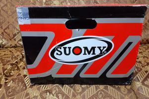 Casco suomy