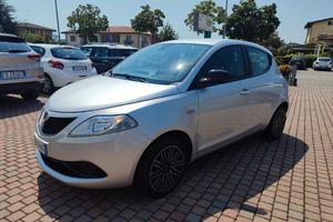 Lancia Ypsilon mod gold