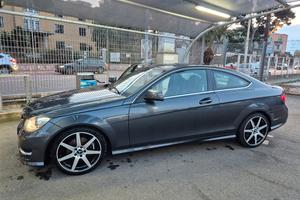 Mercedes Coupè CDI 220 Avantgarde AMG