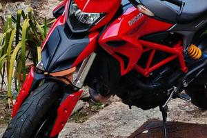 Ducati 821 hyperstrada 