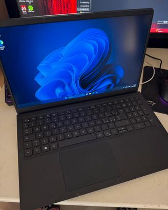 Pc portatile dell i5 16gb ram 512ssd