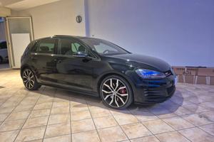 Volkswagen Golf GTI Performance 2.0 TSI DSG 5p. Bl