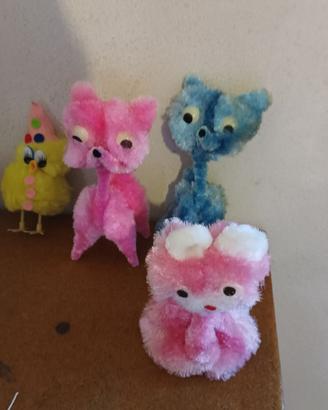 animaletti di peluche colorati