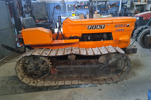 Trattore cingolato Fiat 605 super