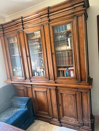 Libreria in legno massello