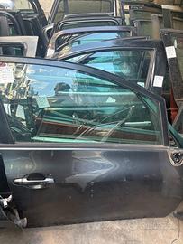 PORTA ANTERIORE DESTRA TOYOTA YARIS ANNO:2007