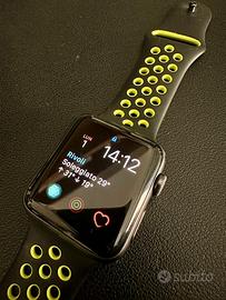 Apple Watch Series 2 Nike+ Nero/Argento