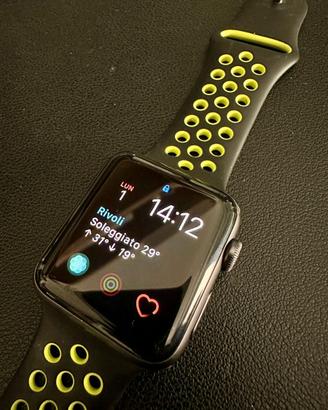 Apple Watch Series 2 Nike+ Nero/Argento