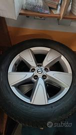 4 cerchi originali Volvo 17 e pneumatici 4stagioni