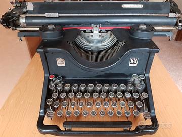 macchina da scrivere Olivetti M40 carrello lungo