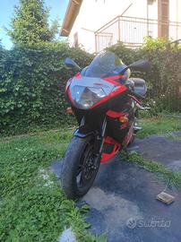 Aprilia RSV 1000 - 2001