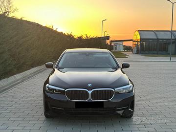 Bmw 520 520d 48V xDrive