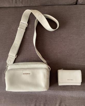Borsa e portafoglio Calvin Klein