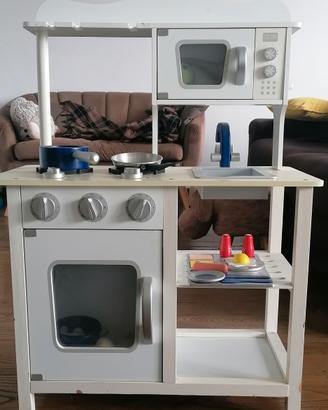 Cucina giocattolo legno 