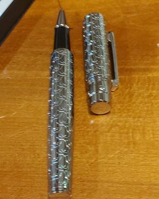Penna Cartier sfera + scatola e reggipenna