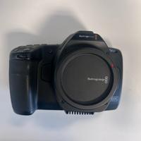 Blackmagic Pocket Cinema Camera 6K Pro + cage