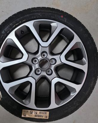 Ruota nuova  Jeep   Bridgestone 235/45 R19