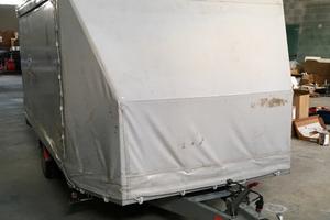 Rimorchio per trasporto auto