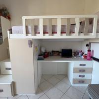 Letto a soppalco / letto a castello